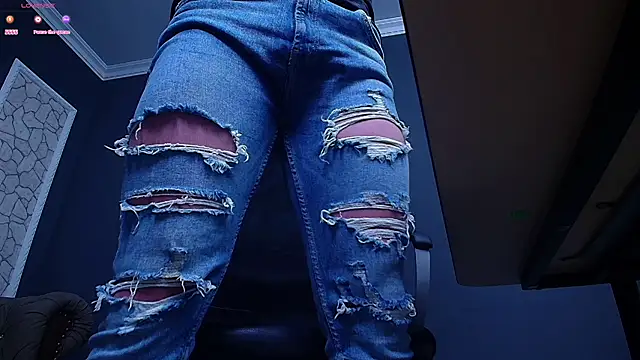 Snapshot of BrianHunts chatting on 24, 11, 2025 BrianHunts online show from 24, 11, 2025