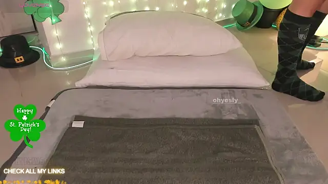 ohyesly  online show from 25, 3, 2026