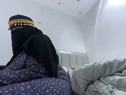 Snapshot of Submissive_Arab chatting on 9, 2, 2025 Submissive Arab online show from 9, 2, 2025