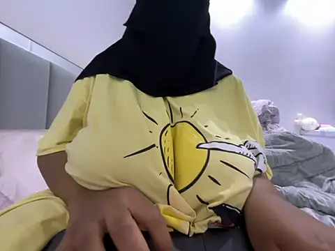 Snapshot of Submissive_Arab chatting on 22, 2, 2025 Submissive Arab online show from 22, 2, 2025