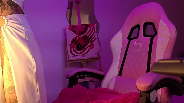 goddess vee  online show from 4, 2, 2026