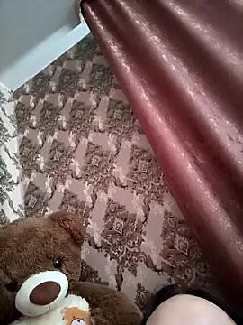 Snapshot of LeilaSaint chatting on 23, 11, 2025 LeilaSaint online show from 23, 11, 2025