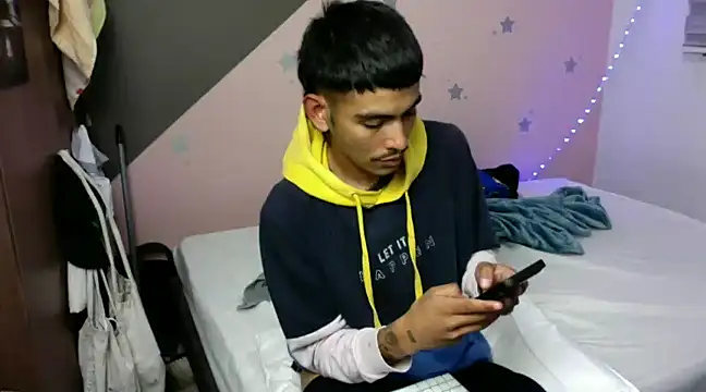 sorry-mom69 online show from 26, 1, 2025