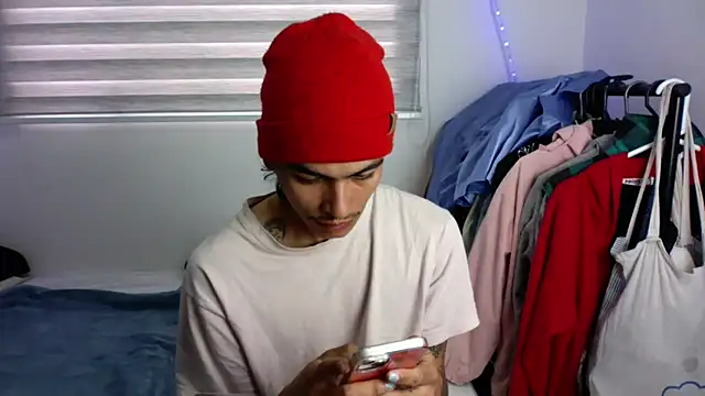 sorry-mom69 online show from 9, 10, 2025