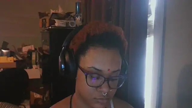 nickytheehawtie online show from 6, 2, 2026