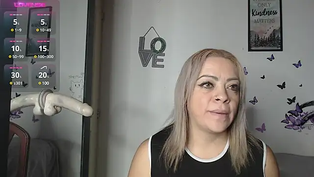 Snapshot of LIila28six chatting on 24, 2, 2025 LIila28six online show from 24, 2, 2025