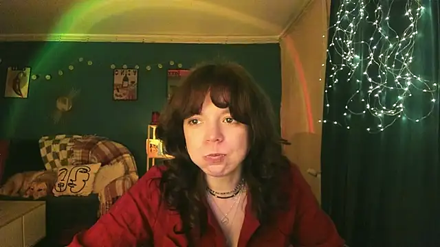 Snapshot of ClancyMorissey chatting on 19, 4, 2026 ClancyMorissey online show from 19, 4, 2026