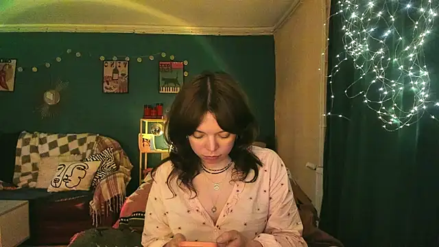 Snapshot of ClancyMorissey chatting on 7, 5, 2026 ClancyMorissey online show from 7, 5, 2026
