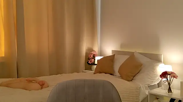 Snapshot of bella__rose chatting on 10, 3, 2026 bella rose online show from 10, 3, 2026