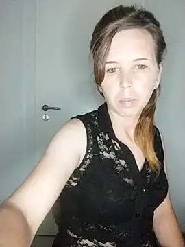 Snapshot of loveis007 chatting on 14, 9, 2025 loveis007 online show from 14, 9, 2025