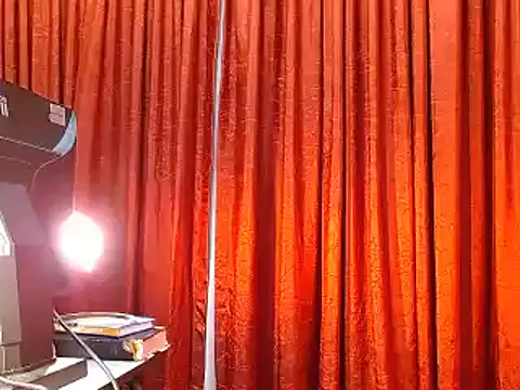 xSexyLolahx online show from 30, 1, 2025