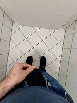 Snapshot of Boring_one chatting on 9, 3, 2026 Boring one online show from 9, 3, 2026