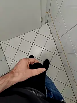 Snapshot of Boring_one chatting on 13, 3, 2026 Boring one online show from 13, 3, 2026