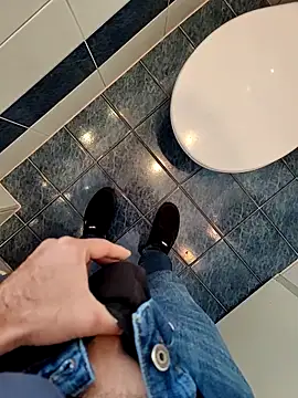 Snapshot of Boring_one chatting on 27, 3, 2026 Boring one online show from 27, 3, 2026