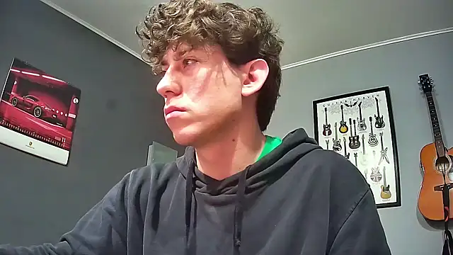 Snapshot of saint_not chatting on 31, 10, 2025 saint not online show from 31, 10, 2025