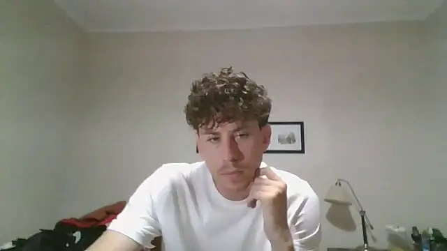 Snapshot of saint_not chatting on 27, 11, 2025 saint not online show from 27, 11, 2025