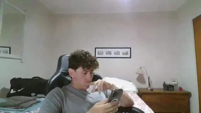 Snapshot of saint_not chatting on 1, 12, 2025 saint not online show from 1, 12, 2025