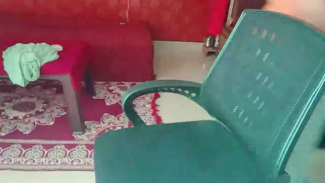 Snapshot of yoursnishaa chatting on 22, 1, 2025 yoursnishaa online show from 22, 1, 2025