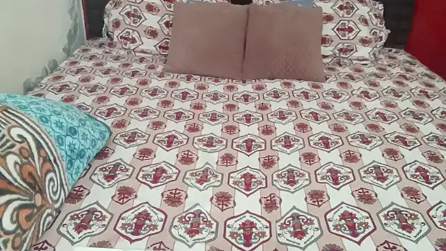 Snapshot of yoursnishaa chatting on 9, 3, 2025 yoursnishaa online show from 9, 3, 2025