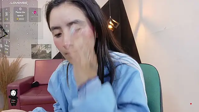 Snapshot of Perla_Campbell chatting on 28, 10, 2025 Perla Campbell online show from 28, 10, 2025