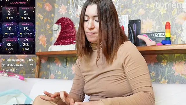 Snapshot of SophieBush chatting on 23, 2, 2025 SophieBush online show from 23, 2, 2025