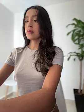 SelenaStone online show from 6, 1, 2026