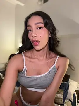 Snapshot of SelenaStone chatting on 4, 6, 2026 SelenaStone online show from 4, 6, 2026