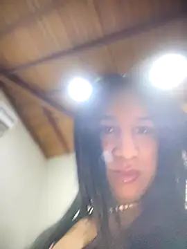 Ashly Miller online show from 3, 11, 2025