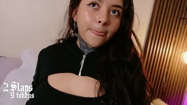 Snapshot of kim_blake chatting on 20, 3, 2026 kim blake online show from 20, 3, 2026