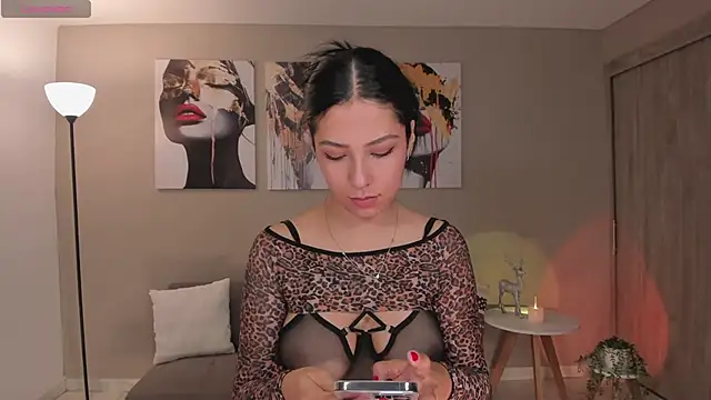 Snapshot of LilaWest chatting on 11, 4, 2026 LilaWest online show from 11, 4, 2026