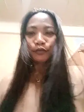 KinkyKit May online show from 17, 11, 2025