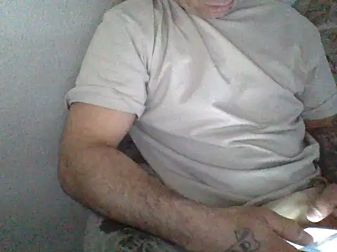 Snapshot of Nowy111 chatting on 14, 5, 2026 Nowy111 online show from 14, 5, 2026