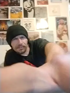 Snapshot of cloudystar666 chatting on 17, 12, 2025 cloudystar666 online show from 17, 12, 2025