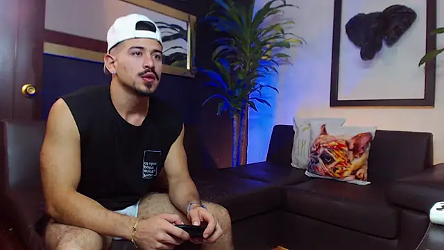 Snapshot of Markboyl chatting on 12, 3, 2025 Markboyl online show from 12, 3, 2025