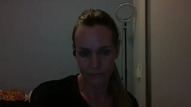 Annylove1 online show from 24, 10, 2025