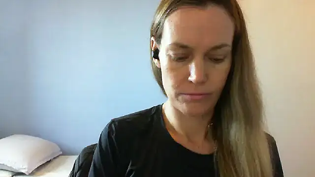 Annylove1 online show from 19, 11, 2025