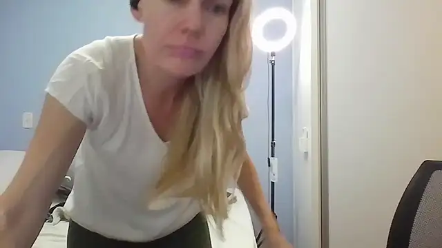 Annylove1 online show from 31, 3, 2026