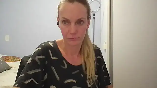 Annylove1 online show from 3, 4, 2026