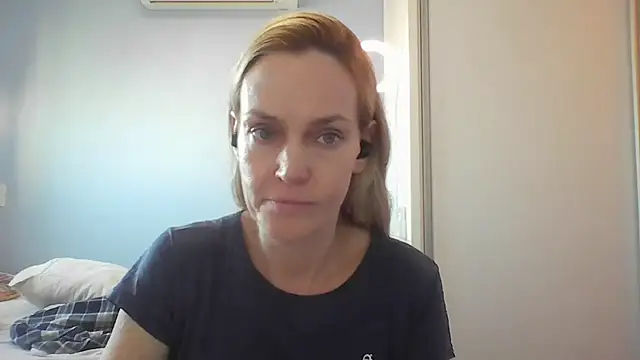Snapshot of Annylove1 chatting on 7, 5, 2026 Annylove1 online show from 7, 5, 2026