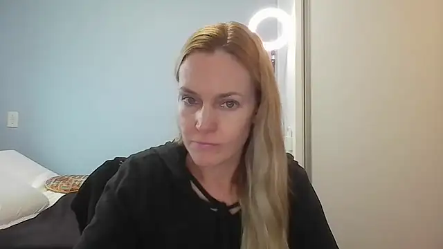 Snapshot of Annylove1 chatting on 18, 5, 2026 Annylove1 online show from 18, 5, 2026
