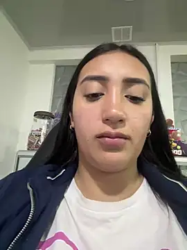 Snapshot of Hannahoff chatting on 22, 12, 2024 Hannahoff online show from 22, 12, 2024