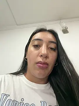 Snapshot of Hannahoff chatting on 24, 2, 2026 Hannahoff online show from 24, 2, 2026