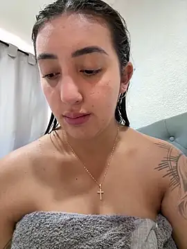 Snapshot of Hannahoff chatting on 1, 3, 2026 Hannahoff online show from 1, 3, 2026