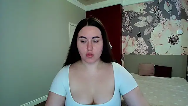 Snapshot of Roxie_Bradley chatting on 16, 3, 2026 Roxie Bradley online show from 16, 3, 2026