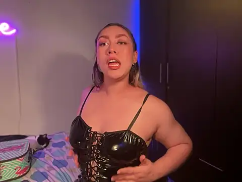 Snapshot of Im_sophiie chatting on 19, 1, 2025 Im sophiie online show from 19, 1, 2025