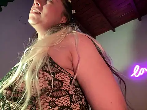 Snapshot of Im_sophiie chatting on 29, 1, 2025 Im sophiie online show from 29, 1, 2025