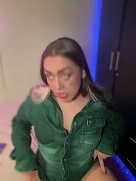 Snapshot of Im_sophiie chatting on 23, 2, 2025 Im sophiie online show from 23, 2, 2025