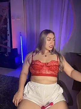 Snapshot of Im_sophiie chatting on 19, 10, 2025 Im sophiie online show from 19, 10, 2025