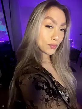 Snapshot of Im_sophiie chatting on 18, 1, 2026 Im sophiie online show from 18, 1, 2026