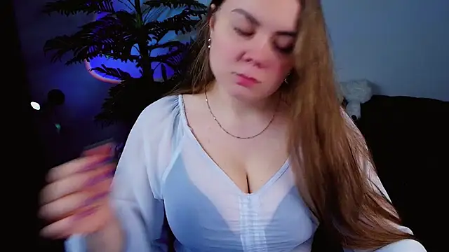 Snapshot of touch_me_bb chatting on 28, 1, 2025 touch me bb online show from 28, 1, 2025